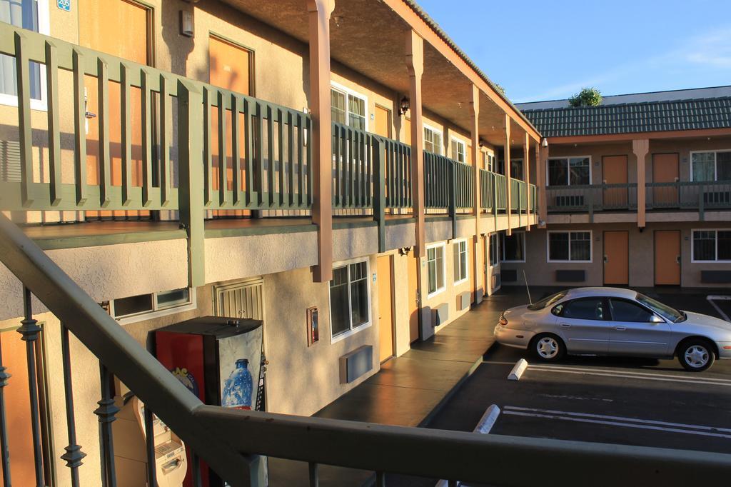 El Rancho Inn Hawthorne Exteriör bild